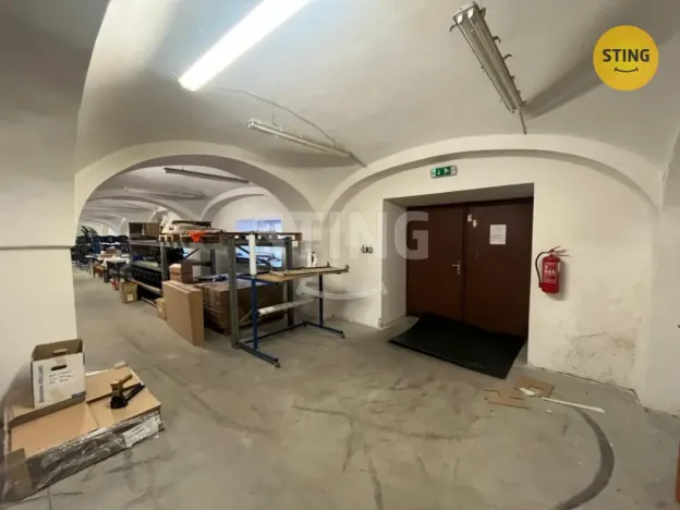 Pronájem skladu, Mankovice, 750 m2