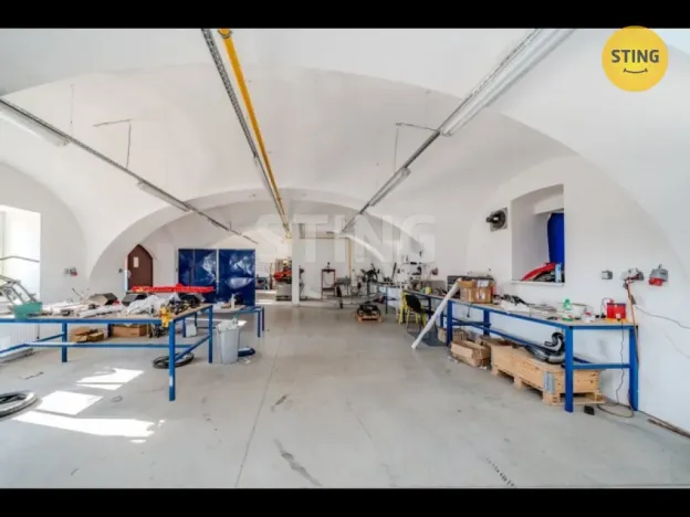 Pronájem skladu, Mankovice, 750 m2