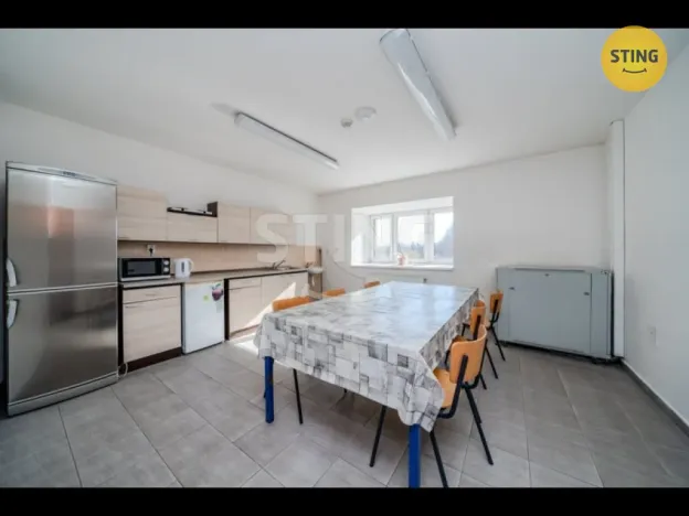 Pronájem skladu, Mankovice, 750 m2