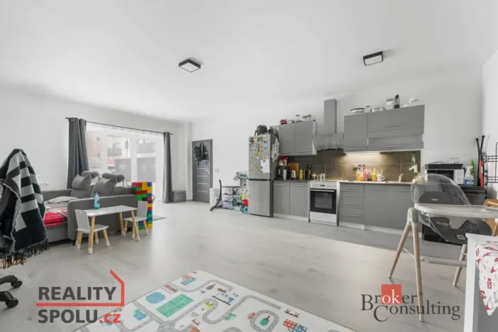 Prodej bytu 2+kk, Kladno - Kročehlavy, Arménská, 60 m2