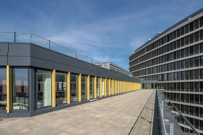 Pronájem kanceláře, Praha - Nusle, Pikrtova, 860 m2