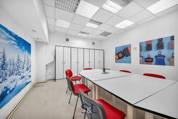 Prodej výrobních prostor, Turnov, Hruborohozecká, 2500 m2