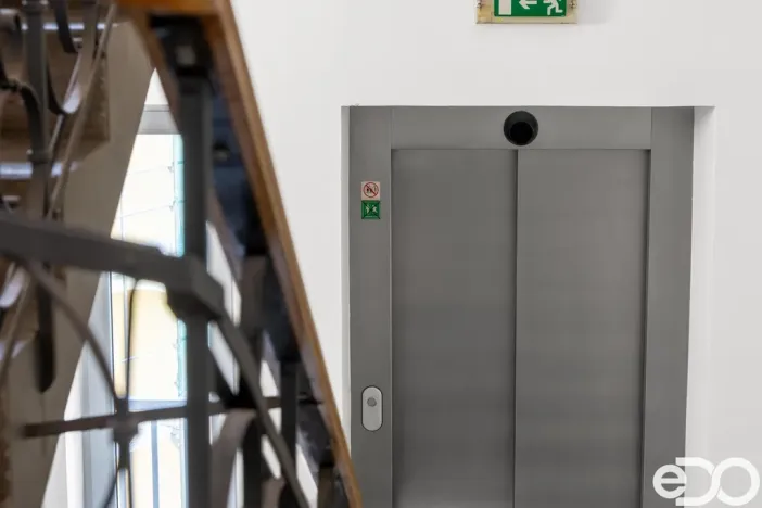 Prodej bytu 2+kk, Praha, Spojovací, 50 m2