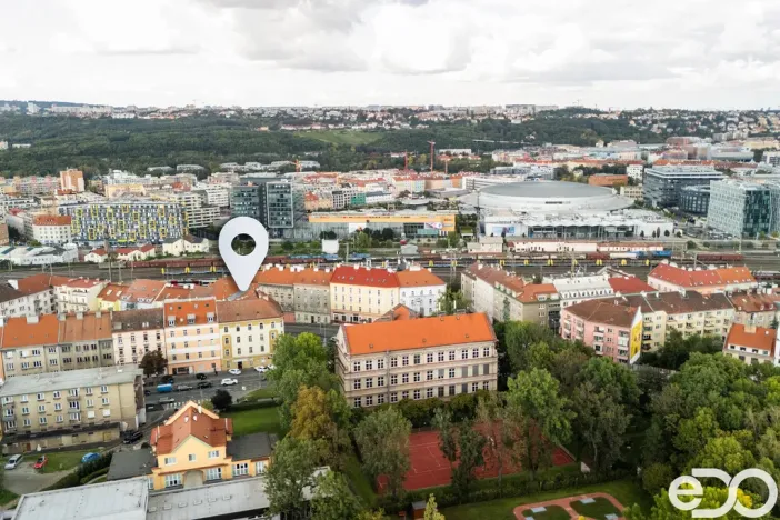 Prodej bytu 2+kk, Praha, Spojovací, 50 m2