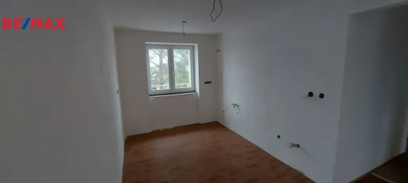 Prodej bytu 2+1, Kladno - Kročehlavy, Otevřená, 63 m2