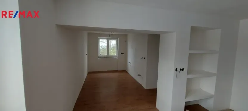 Prodej bytu 2+1, Kladno - Kročehlavy, Otevřená, 63 m2