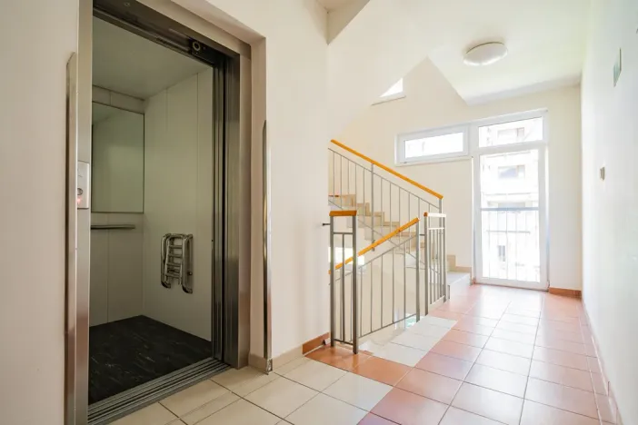 Prodej bytu 4+kk, Praha - Libeň, Nad Okrouhlíkem, 113 m2