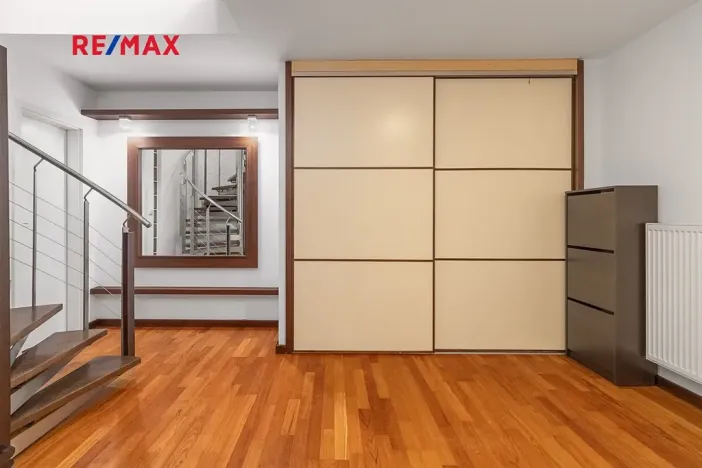 Prodej bytu 3+kk, Praha - Holešovice, Dobrovského, 107 m2