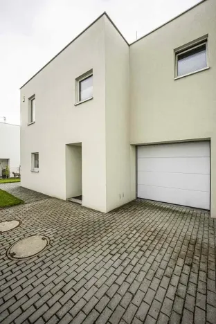 Pronájem rodinného domu, Praha - Slivenec, Malachitová, 115 m2