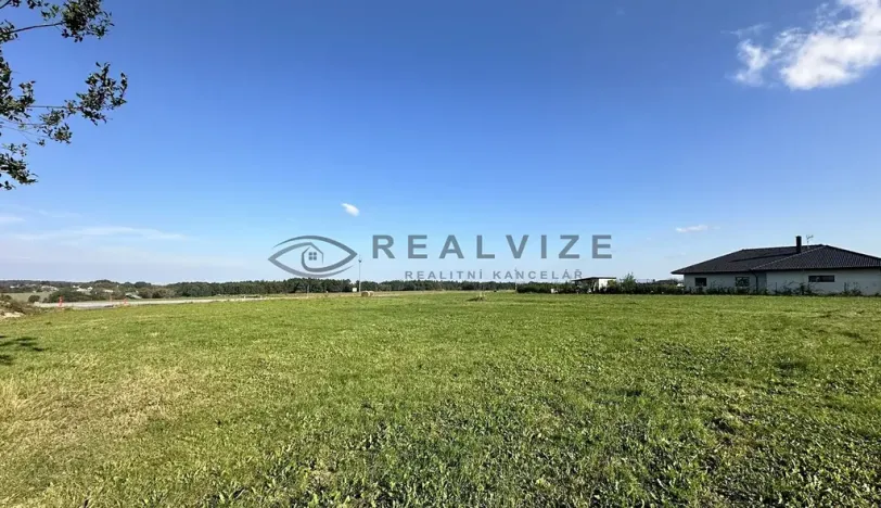 Prodej pozemku pro bydlení, Strážkovice, 2274 m2