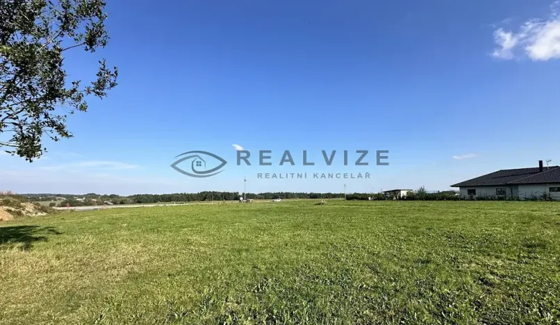 Prodej pozemku pro bydlení, Strážkovice, 2274 m2