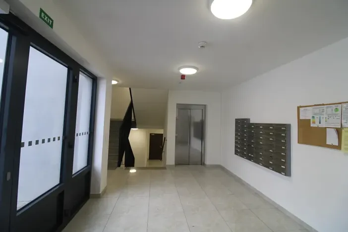 Prodej bytu 2+kk, Karlovy Vary, Sedlecká, 60 m2