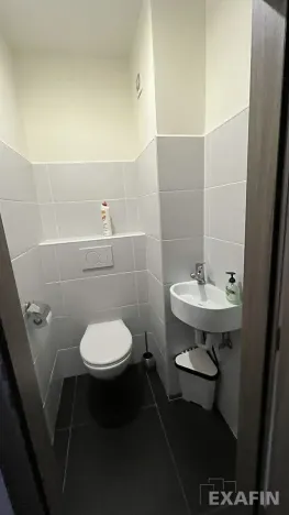 Pronájem bytu 3+kk, Praha - Kobylisy, Služská, 82 m2