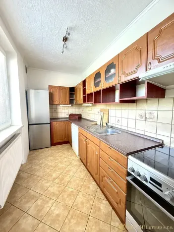 Prodej bytu 2+1, Žeretice, 67 m2