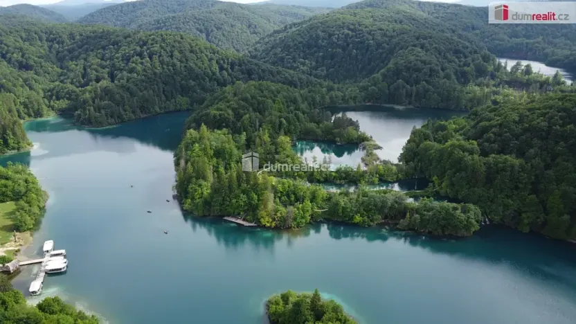 Prodej komerčního pozemku, Rakovica, Chorvatsko, 70904 m2