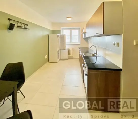 Pronájem bytu 2+1, Jihlava, Vrchlického, 51 m2