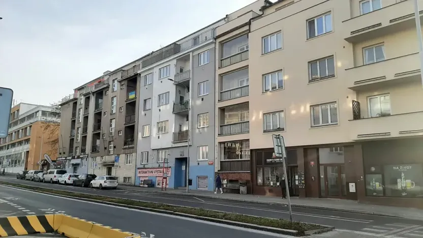 Prodej bytu 2+kk, Praha - Podolí, Dvorecké náměstí, 55 m2