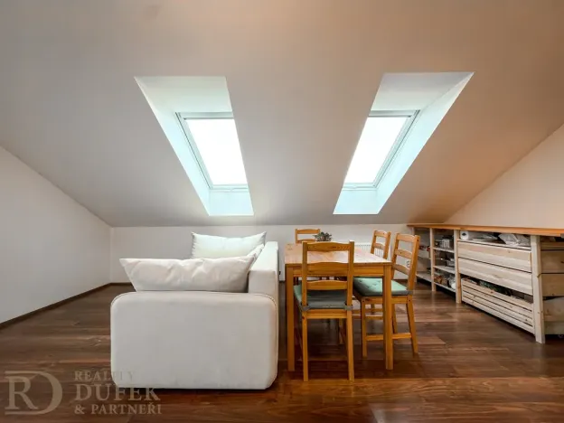 Pronájem bytu 2+kk, Mukařov, Šípková, 51 m2