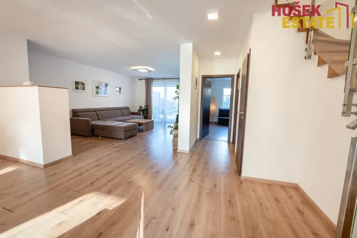 Prodej rodinného domu, Ochoz u Brna, Pod Skalkou, 156 m2