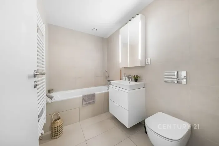 Prodej bytu 2+kk, Praha - Modřany, Vrátnická, 51 m2