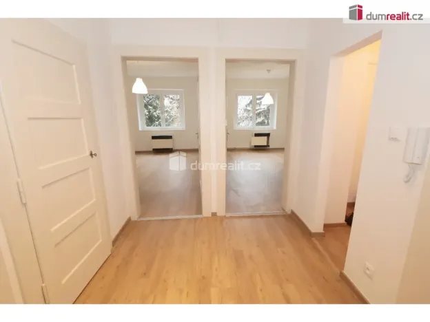 Pronájem bytu 2+kk, Praha - Vinohrady, Mrštíkova, 57 m2