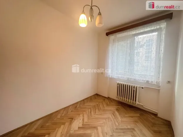 Prodej bytu 4+1, Starý Kolín - Bašta, B. Smetany, 75 m2