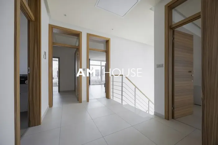 Prodej rodinného domu, Praha - Pitkovice, Křemenáčová, 330 m2