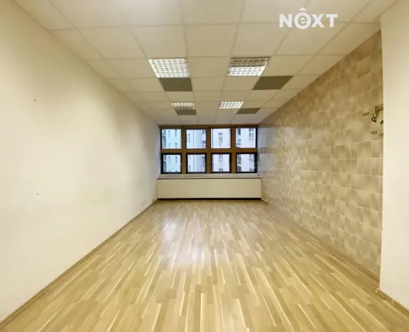 Pronájem kanceláře, Praha - Nové Město, Na Moráni, 114 m2