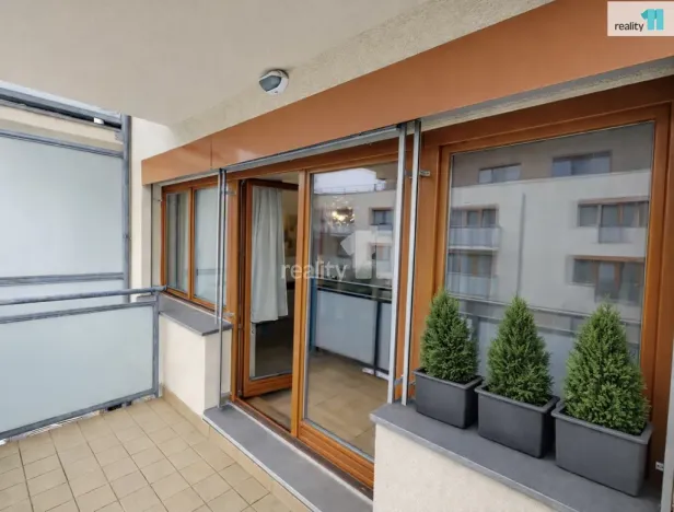 Pronájem bytu 2+kk, Praha - Jinonice, Hlubocká, 72 m2