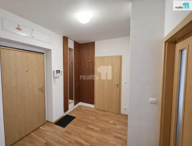 Pronájem bytu 2+kk, Praha - Jinonice, Hlubocká, 72 m2