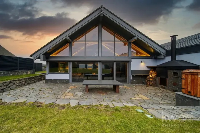 Prodej rodinného domu, Loučná pod Klínovcem, 486 m2