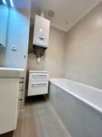 Pronájem bytu 3+1, Praha - Vinohrady, Vinohradská, 85 m2