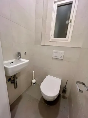 Pronájem bytu 3+1, Praha - Vinohrady, Vinohradská, 85 m2