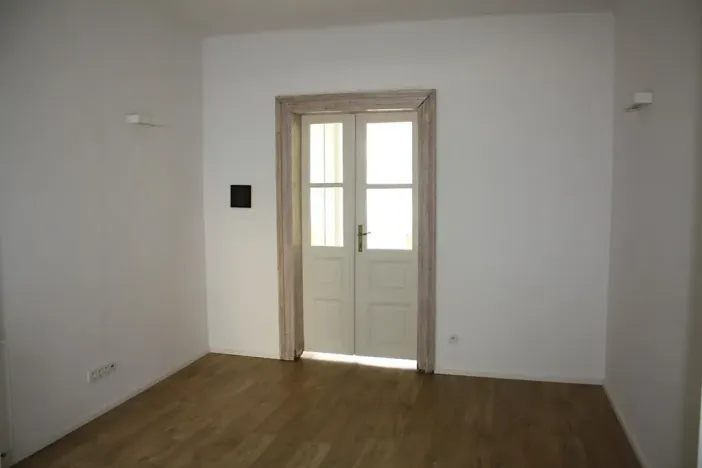 Pronájem bytu 2+kk, Praha - Střešovice, Ve Střešovičkách, 40 m2