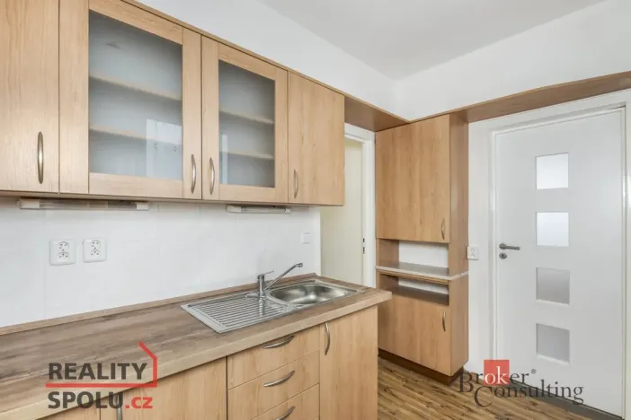 Pronájem bytu 1+1, Jablonec nad Nisou, Jizerská, 40 m2