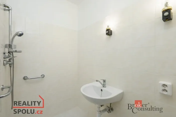 Pronájem bytu 1+1, Jablonec nad Nisou, Jizerská, 40 m2