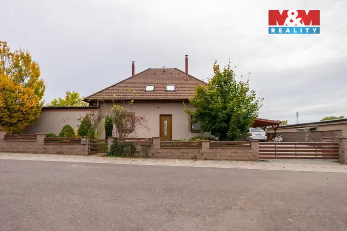 Prodej rodinného domu, Lechovice, 280 m2