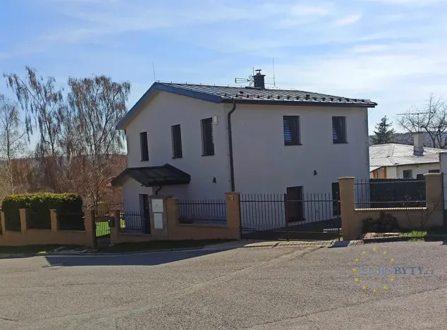 Pronájem rodinného domu, Vyžlovka, U Pískovny, 142 m2