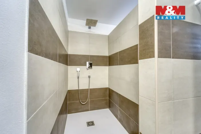 Prodej rodinného domu, Osek, 146 m2