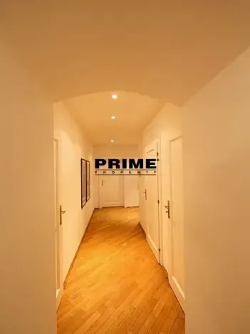 Pronájem bytu 3+1, Praha - Nové Město, Odborů, 104 m2