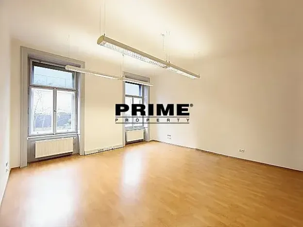 Pronájem kanceláře, Praha - Smíchov, Štefánikova, 63 m2