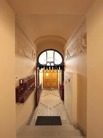 Pronájem bytu 2+kk, Praha - Vinohrady, Na Kozačce, 48 m2