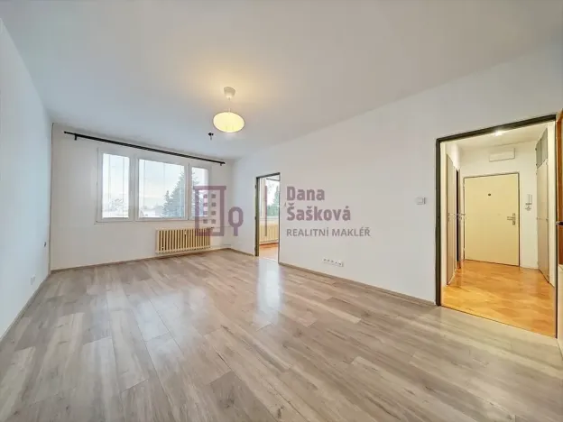 Pronájem bytu 2+1, Jindřichův Hradec, sídliště Vajgar, 62 m2