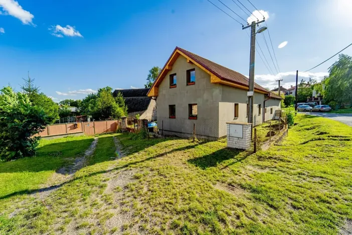 Prodej rodinného domu, Chlístovice, 200 m2