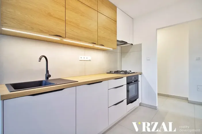 Prodej bytu 3+1, Plzeň, Smrková, 66 m2