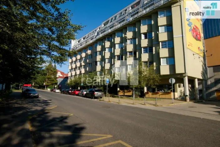 Prodej garáže, Liberec - Liberec VII-Horní Růžodol, Jeronýmova, 20 m2