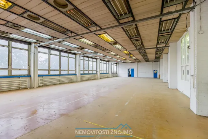 Pronájem skladu, Znojmo, Uhelná, 450 m2
