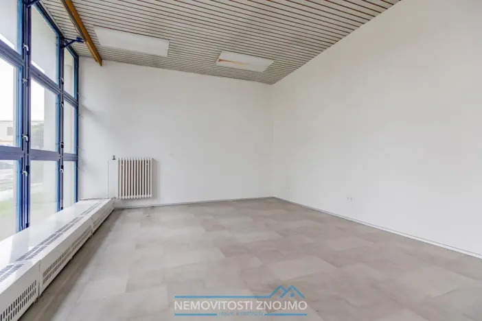 Pronájem obchodního prostoru, Znojmo, Uhelná, 450 m2