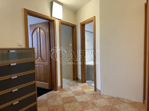 Pronájem bytu 3+kk, Praha - Braník, Novodvorská, 67 m2