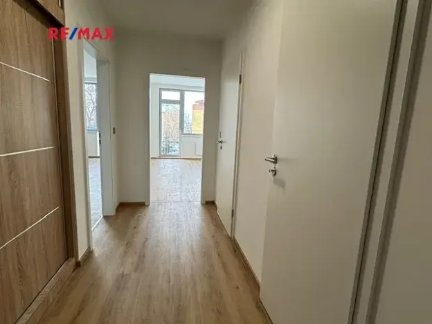Pronájem bytu 2+kk, Velvary, Školní, 71 m2